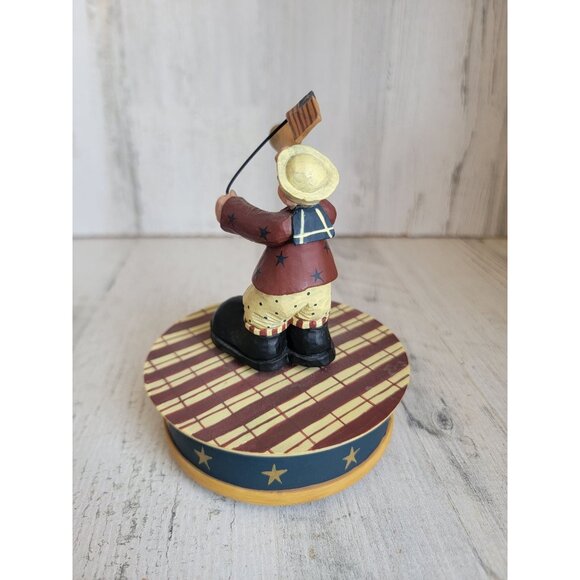 Williraye Studio 8303 bugle boy musical God bless America wind up music USA figu - Picture 4 of 6